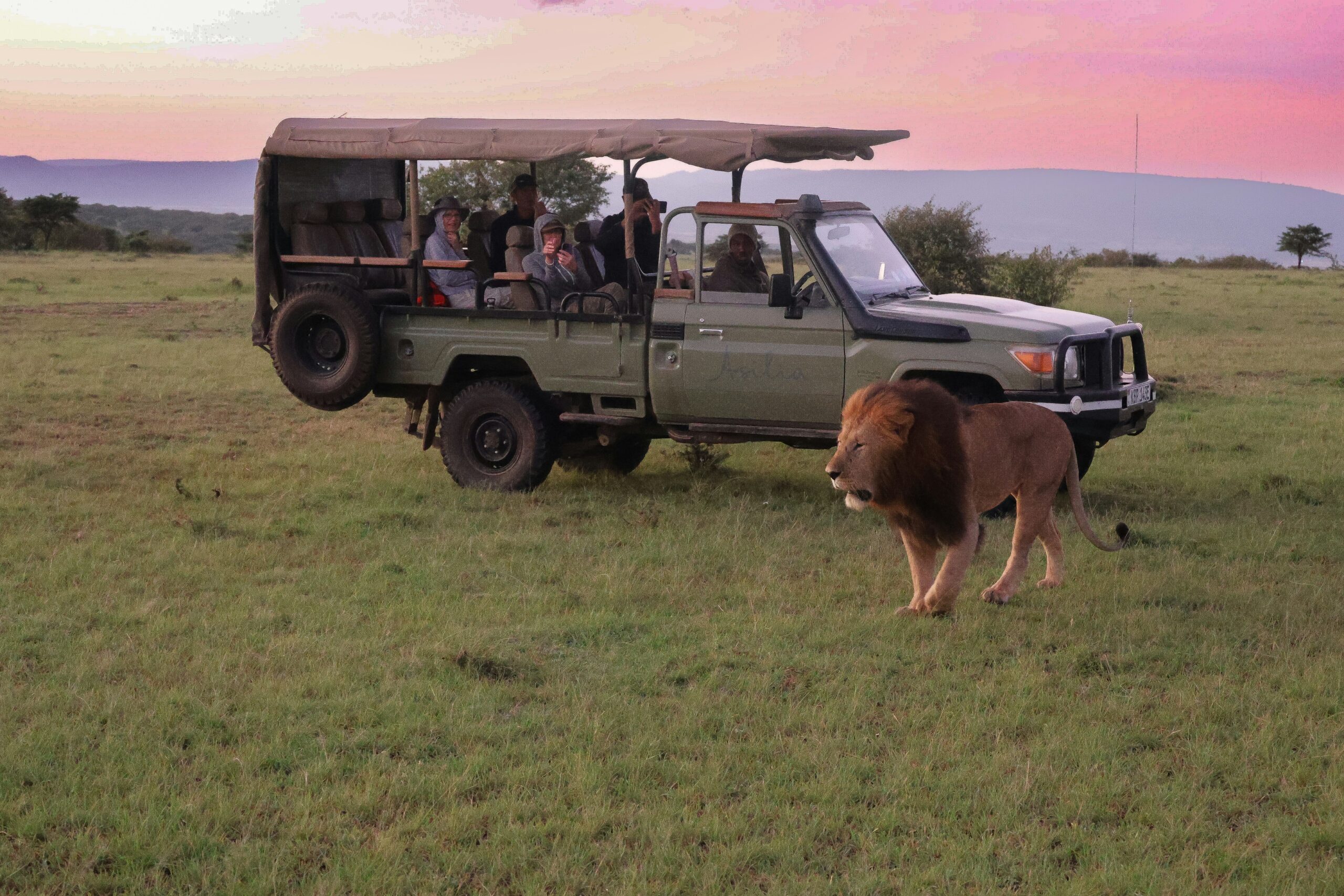 3 Days Best Safari Lodge in Kenya